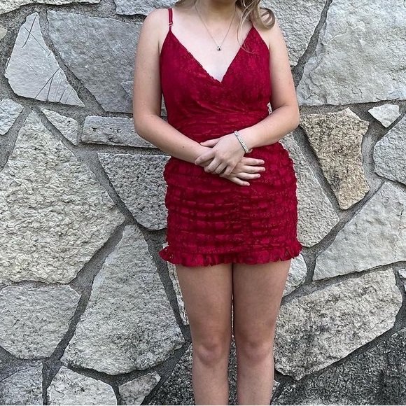 boutique homecoming dress - Picture 2 of 2